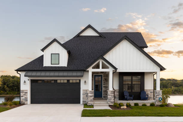 Best Asphalt Shingles Roofing  in Auburn Hills, MI